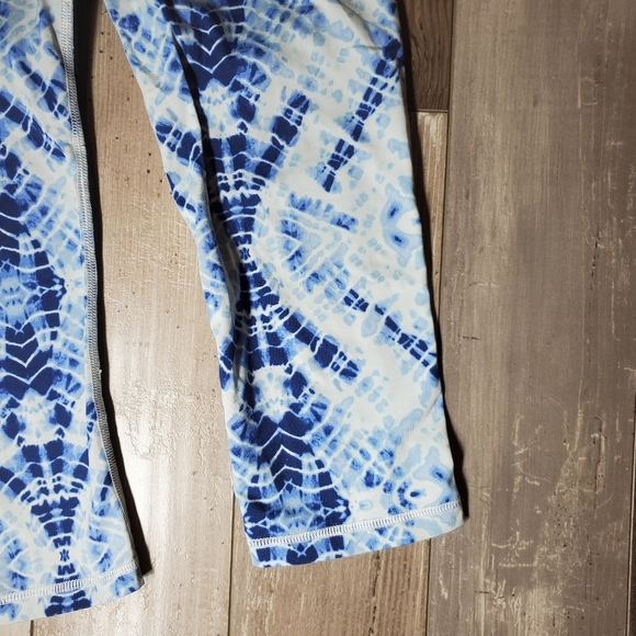 VSX Victoria’s Secret Sport Blue Tie-dye Knockout Tight Legging Capri Pants XS - Picture 13 of 16